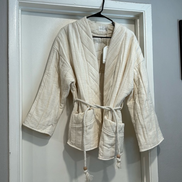 THE HANDLOOM Ono Quilted Jacket - Picture 6 of 10